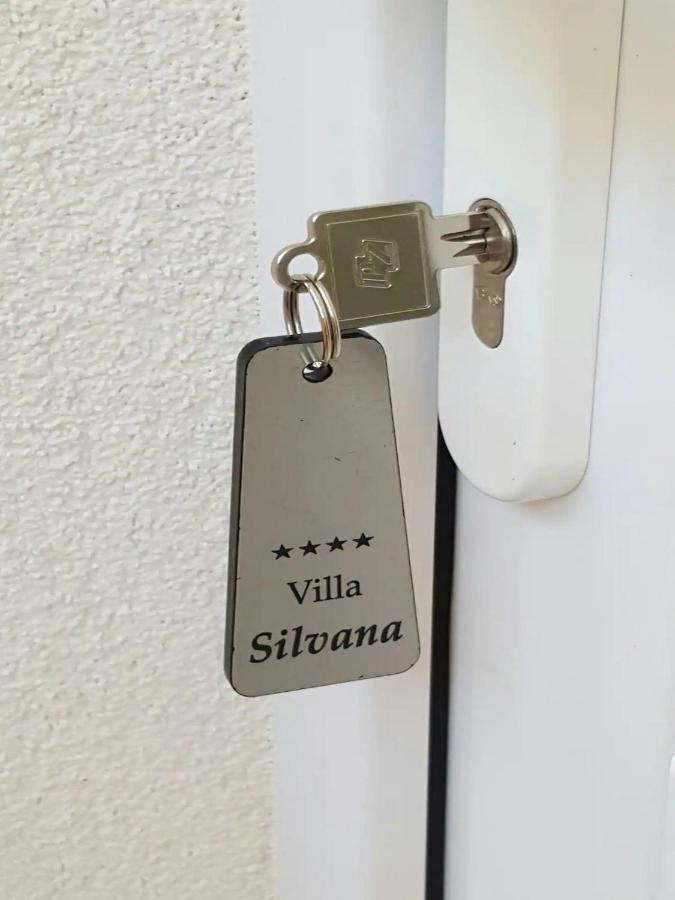 Apartments Villa Silvana 믈리니 객실 사진
