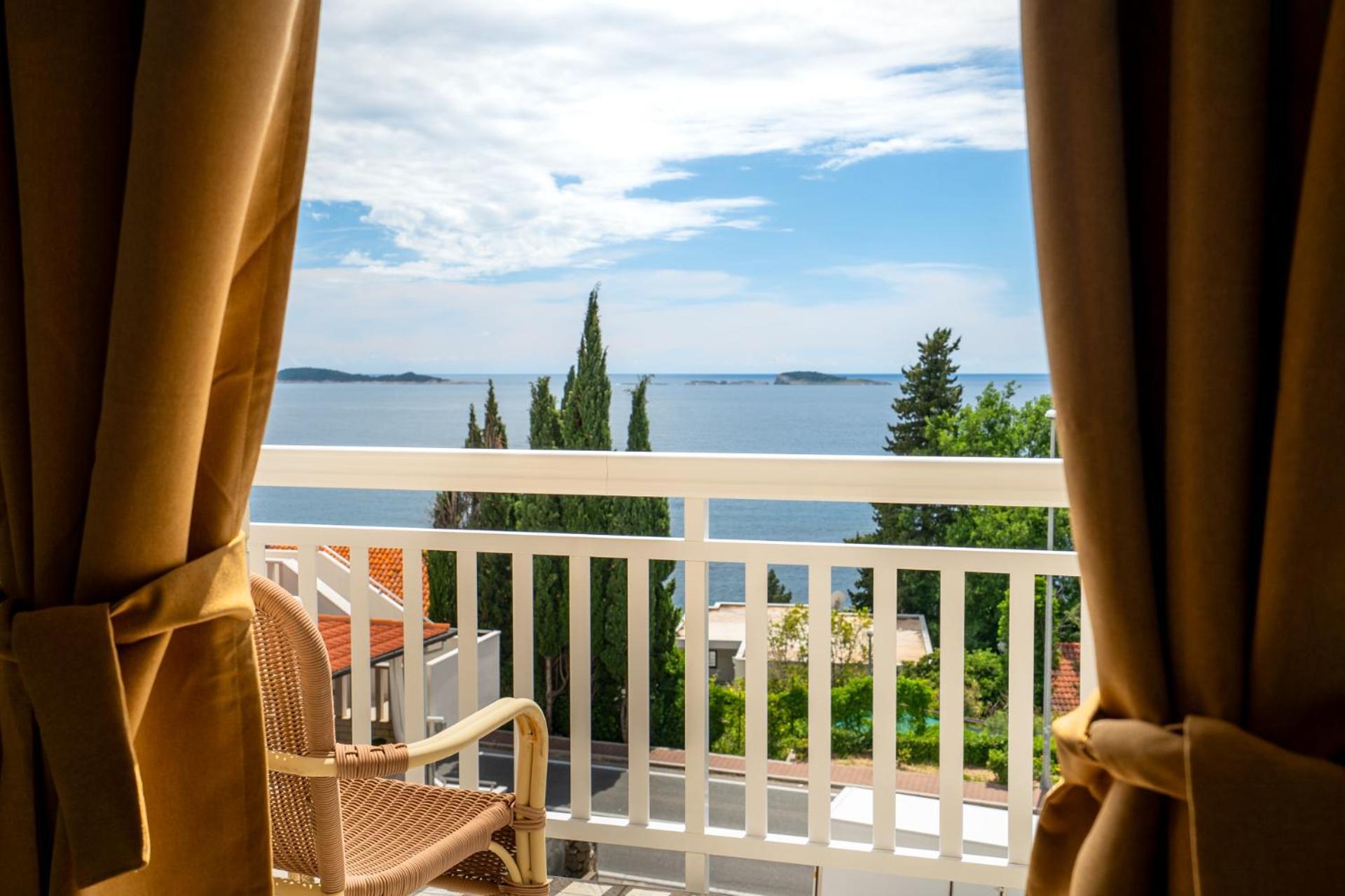 Apartments Villa Silvana 믈리니 외부 사진